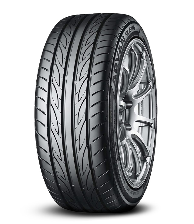 235/40 R18 95W Yokohama Advan Fleva V701